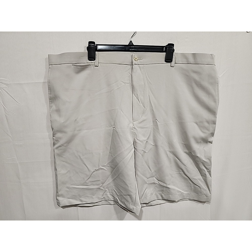 Ben Hogan Golf Shorts NWT Mens Size 46W, Lt. Beige, 5 Pocket Button‎ Fly Closure